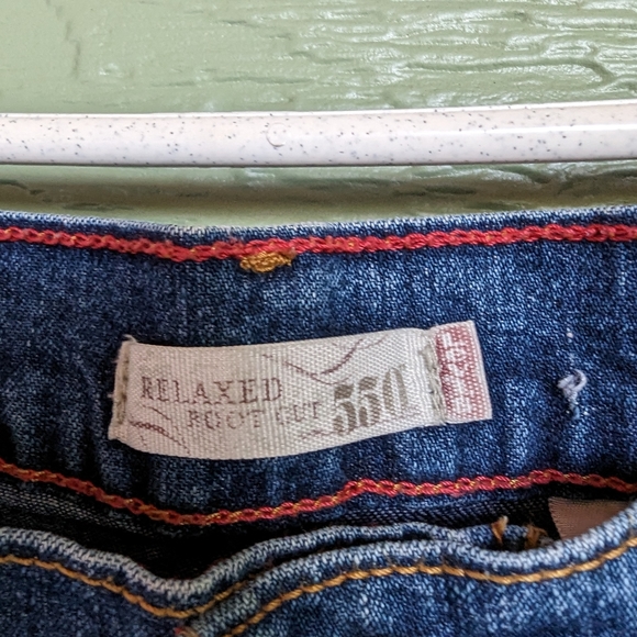 Levi's 550 Relaxed Fit Boot Cut women's size 8 - Picture 5 of 8